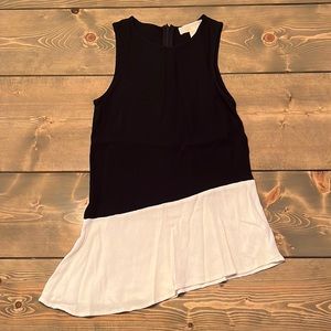 Michael By Michael Kors Black/White Sleeveless Blouse.